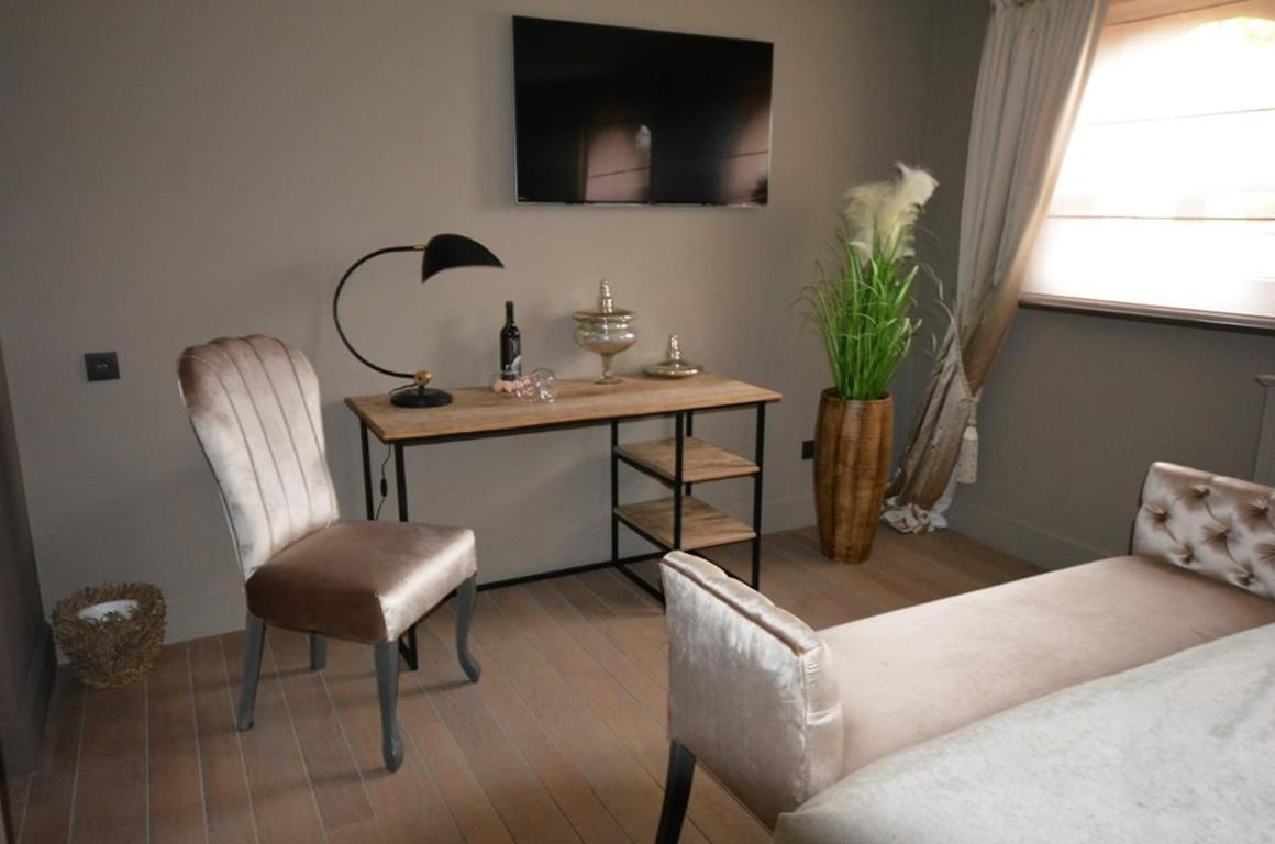 B&B Serenity NeerNeerpelt Buitenkant foto